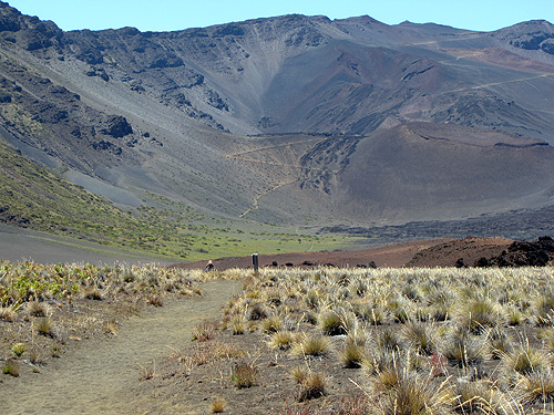 Sliding Sands Trail as it descends from the crater rim.